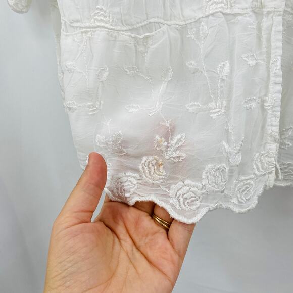 Johnny Was Vintage lightweight embroidered button down blouse - Picture 2 of 5